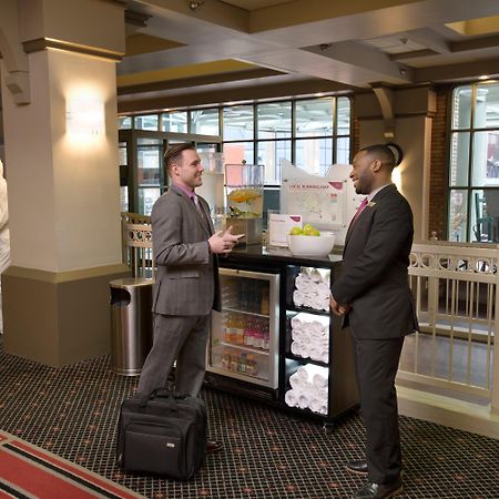 Crowne Plaza Indianapolis-Dwtn-Union Stn By Ihg Hotel Exterior foto