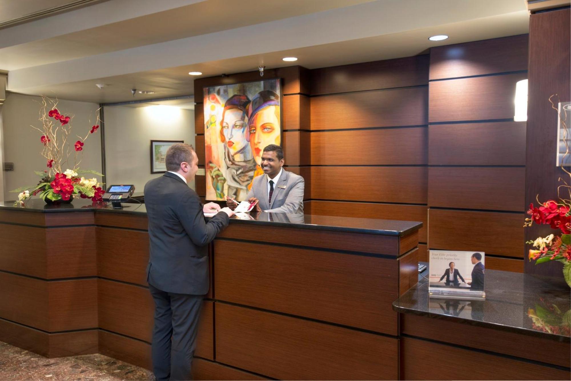 Crowne Plaza Indianapolis-Dwtn-Union Stn By Ihg Hotel Exterior foto